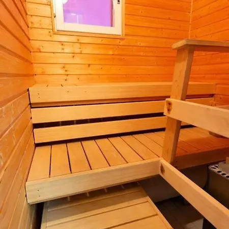 Rivitalokaksio 52m2 Sauna, Autokatospaikka, Pyykinpesukone, Ilmastointi Seinäjoki