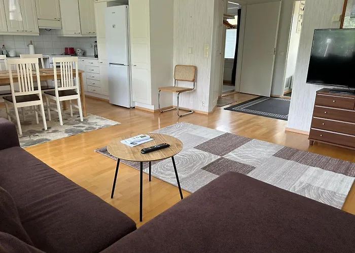 Rivitalokaksio 52m2 Sauna, Autokatospaikka, Pyykinpesukone, Ilmastointi Appartement Seinäjoki