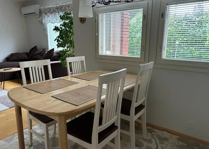 Rivitalokaksio 52m2 Sauna, Autokatospaikka, Pyykinpesukone, Ilmastointi *